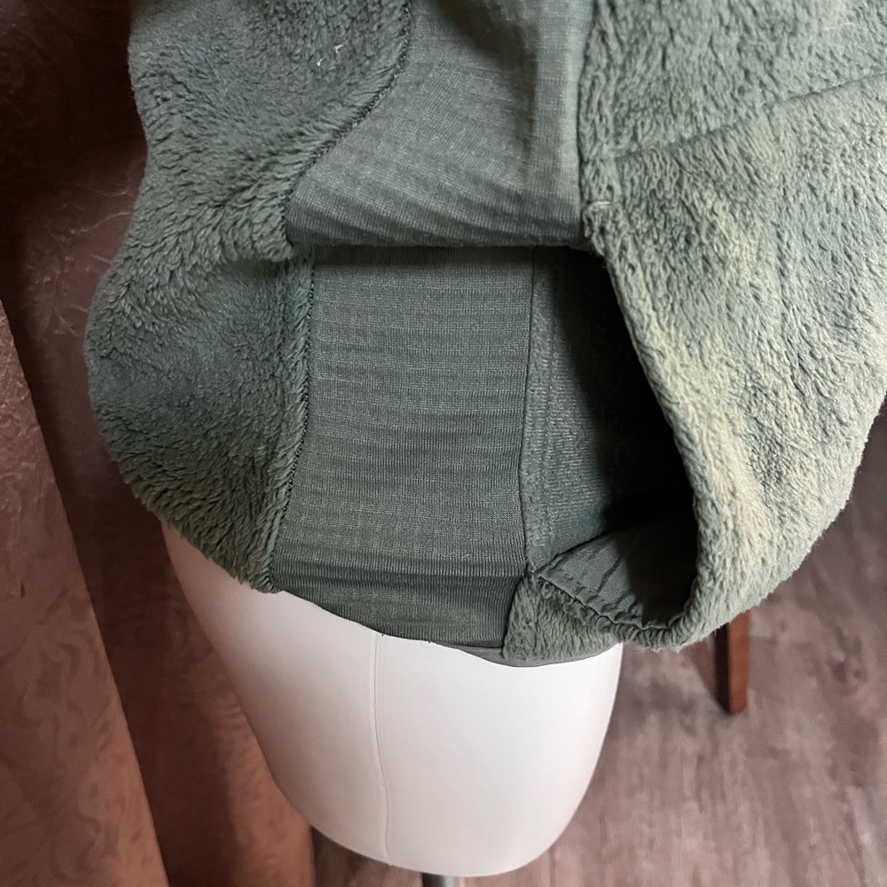 Fleece Jacket. - image 5